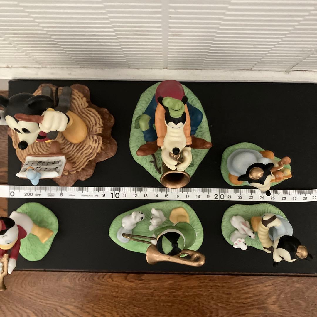 ディズニー 陶器置物 フィギュアリンワールド オーケストラ 音楽隊