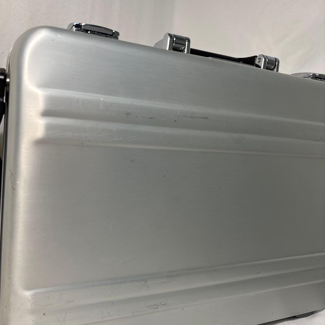 【美品】ゼロハリバートン　DZ5-S1 デラックススリム　アタッシュケース