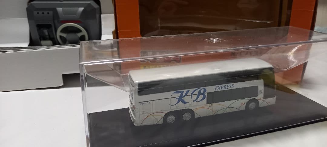 KYOSHO RC BUS 1:80　KBバス