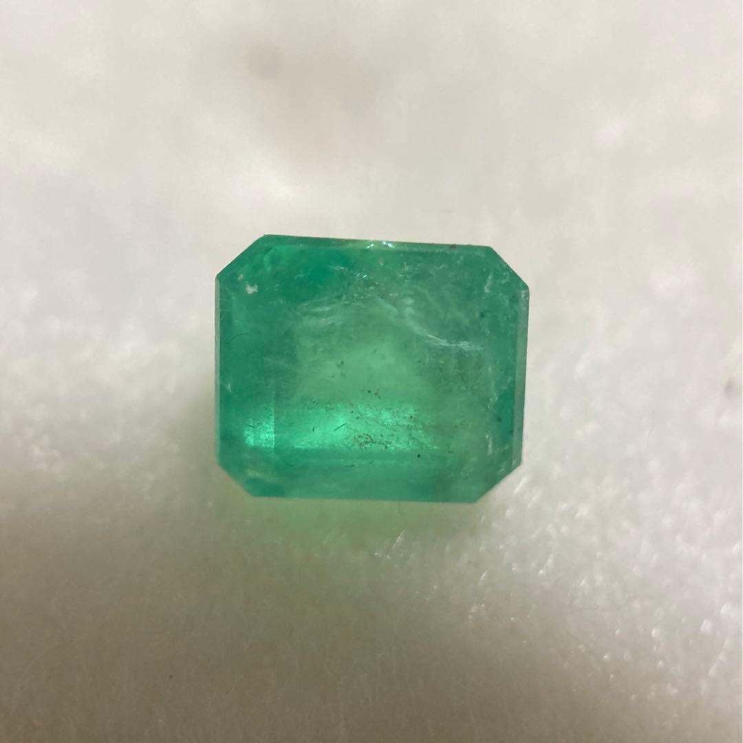 コロンビア産エメラルド1.45ct ルース(ソーティング付き)