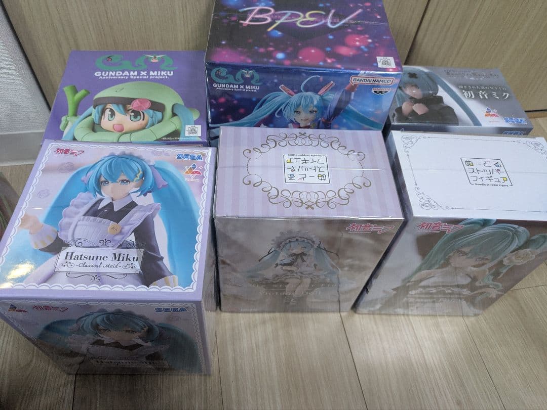 【新品・未開封品】初音ミクフィギュア６体セット