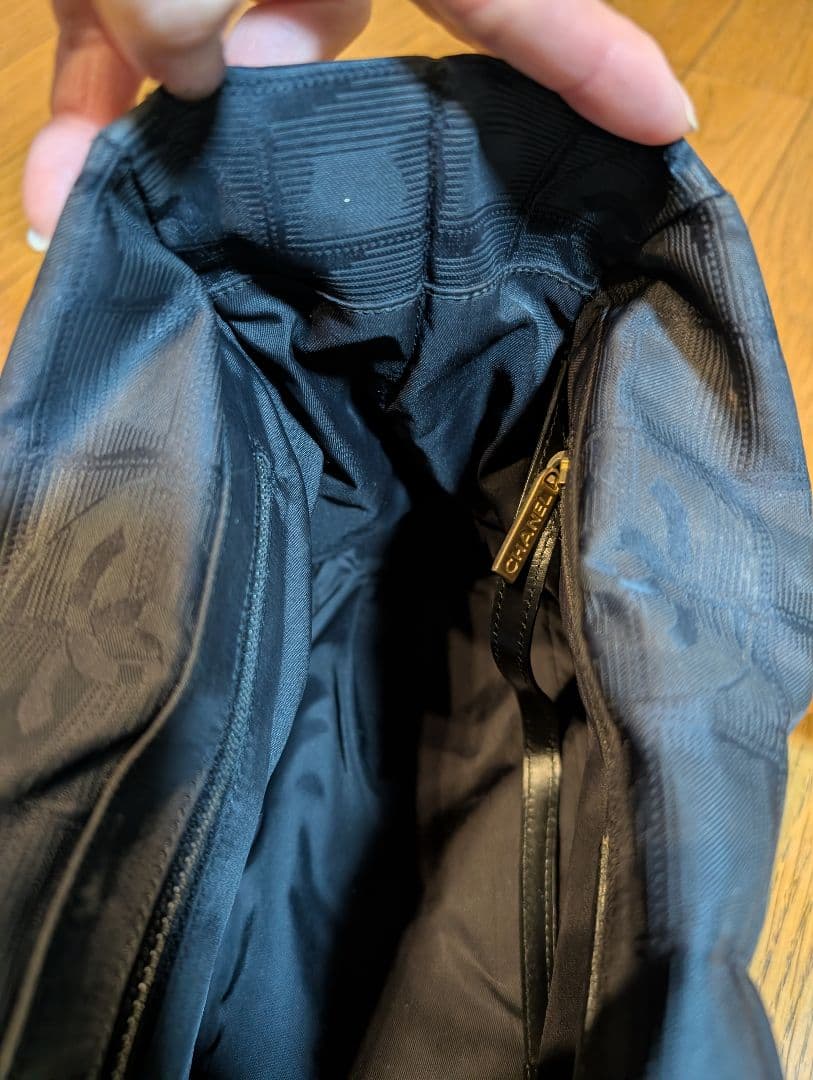 CHANEL　シャネル　ブラック　トート　バッグ