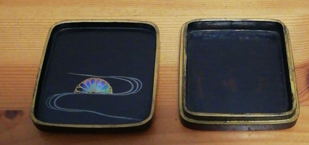 玉泉作　蒔絵　高台寺　波車　香合　時代箱付　茶道具