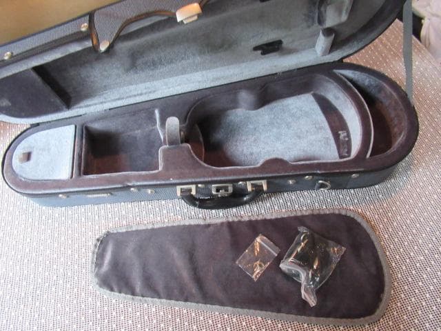 最高位　YAMAHA 　アコースティックバイオリン 　V7SG 　1/8　ケース