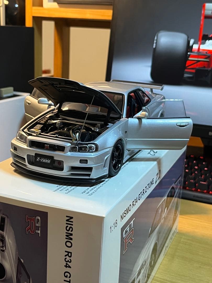ミニカー Autoart millennium R34 GTR z-tune