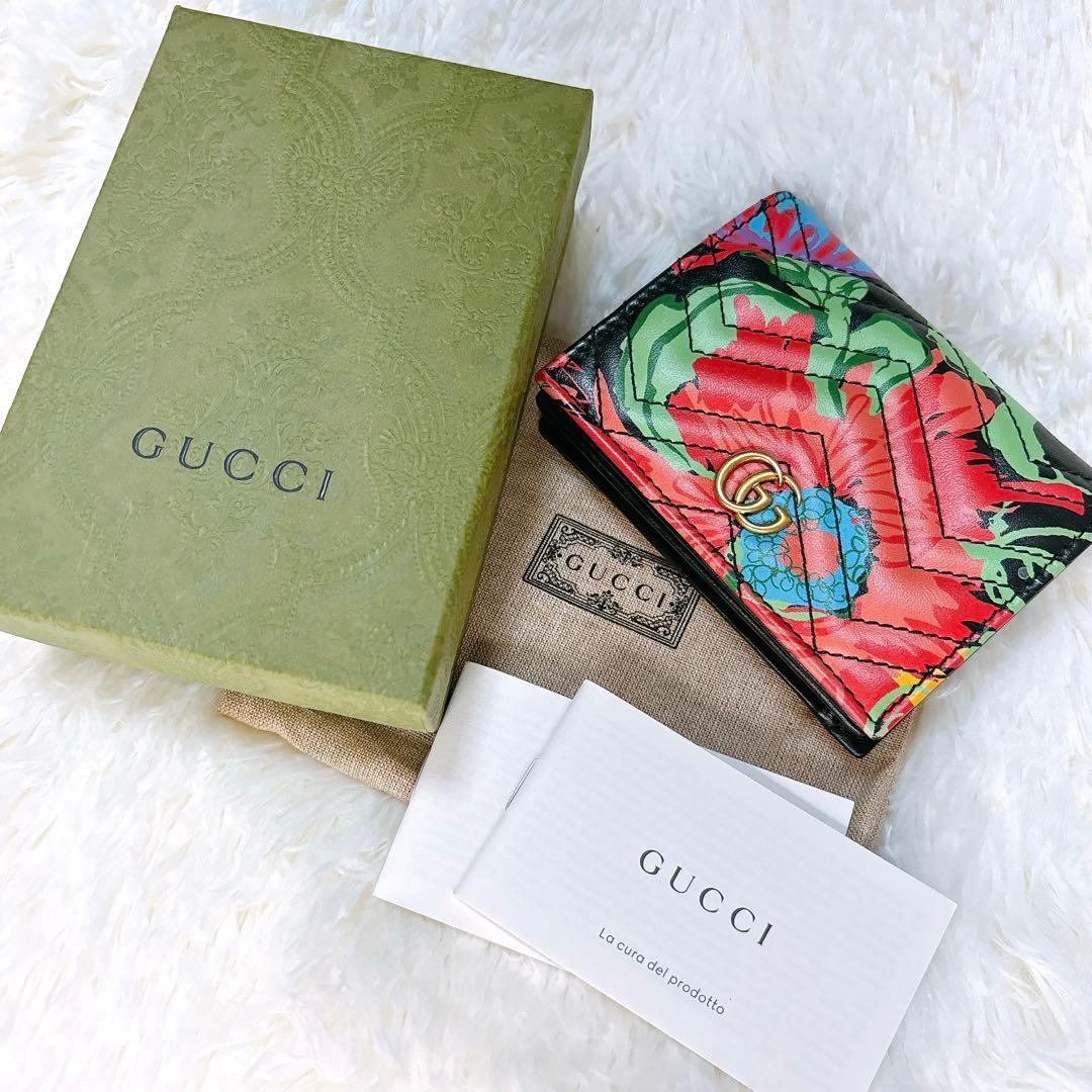 美品✨グッチ ケンスコット GGマーモント 二つ折り財布 キルティング 花柄