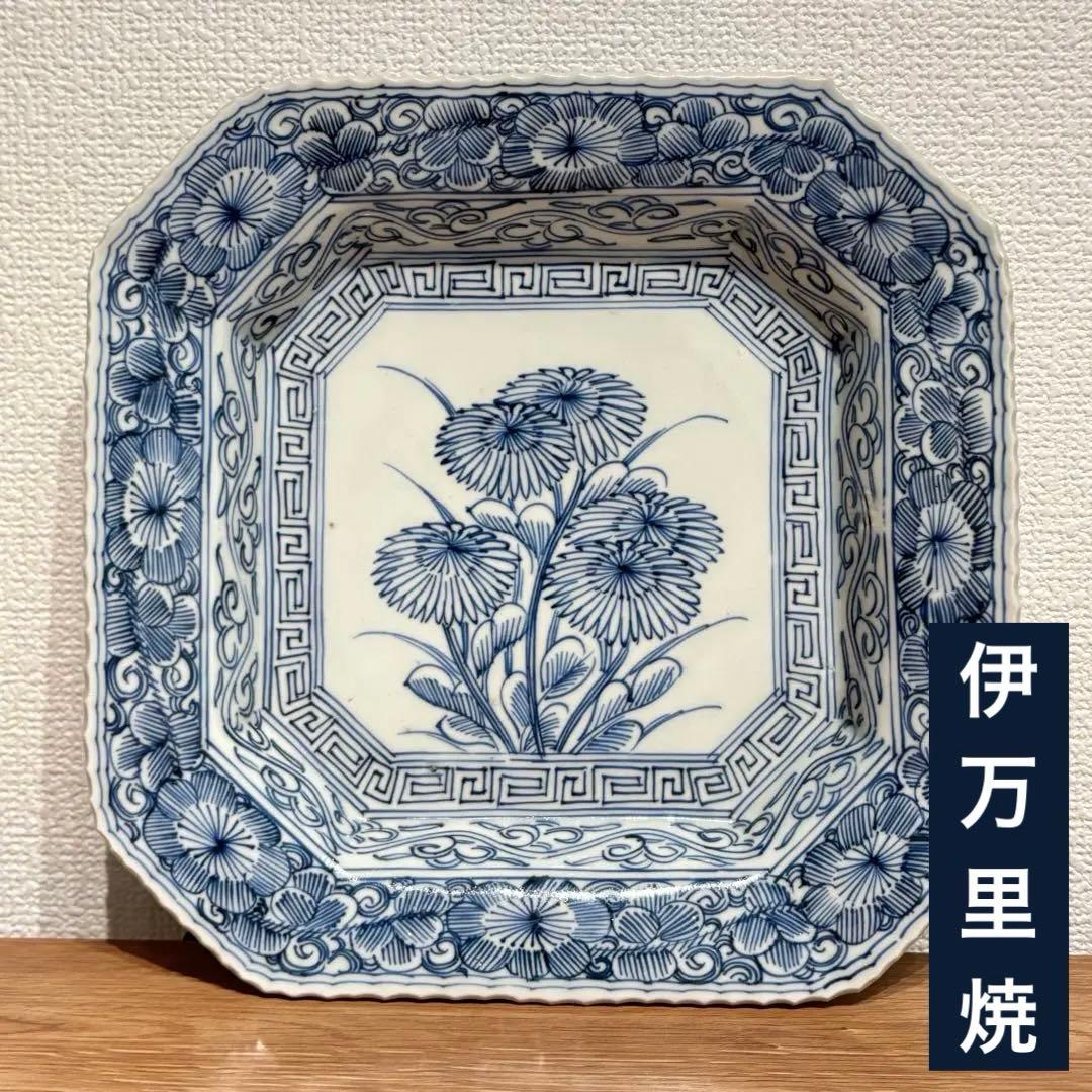 古伊万里 伊万里焼 角皿 染付花の図八角皿 古伊万里 伊万里焼 角皿 染付花の図八角皿