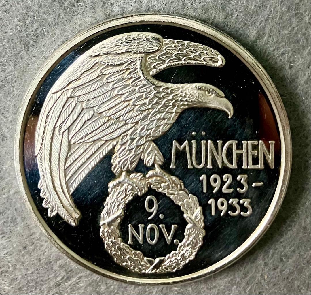 血の勲章　純銀　メダル 日本赤十字社 銀色有功章 勲章 メダル 純銀バッチ 記念章 コレクション