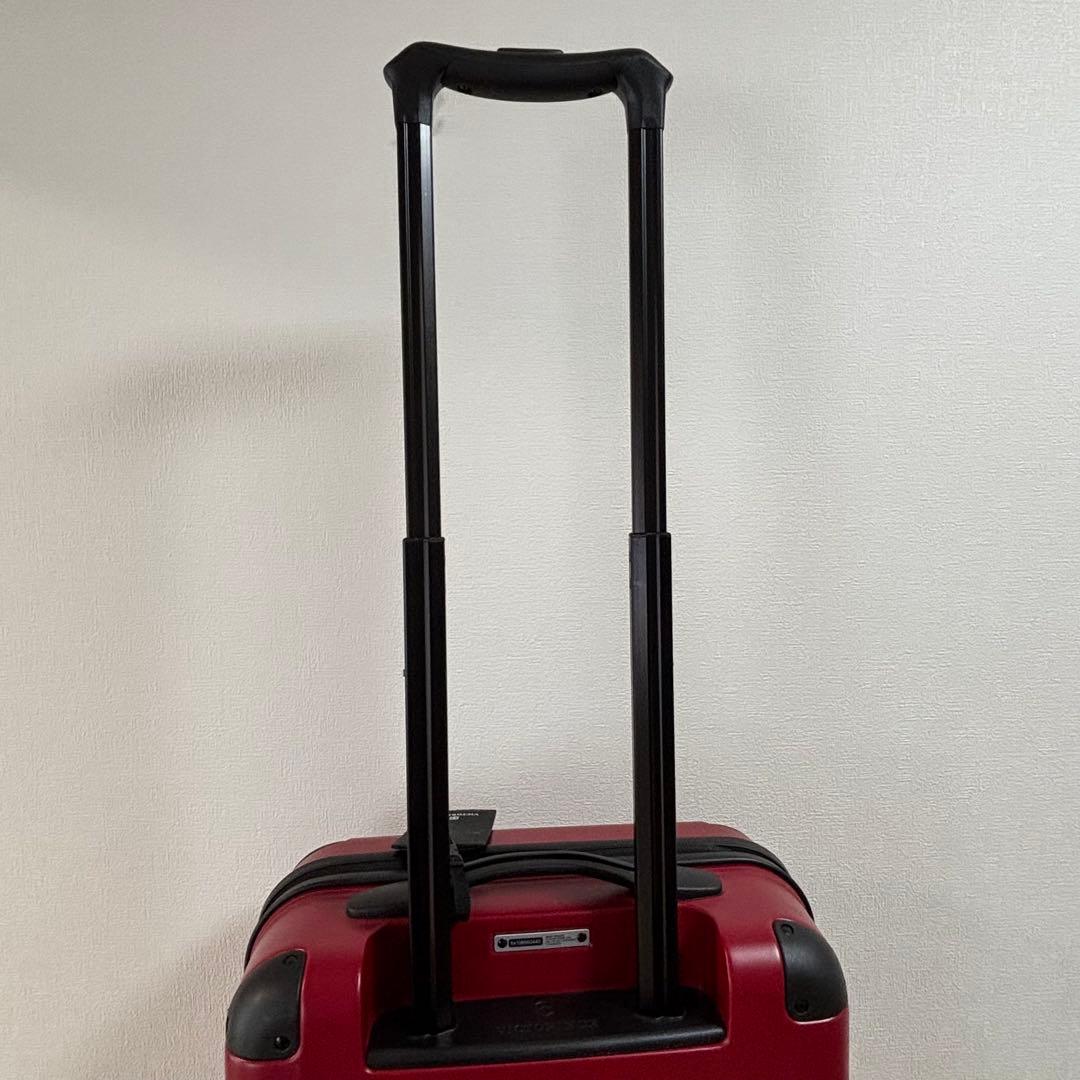 VICTORINOX キャリーケース スーツケース 4輪 レッド 機内持ち込み