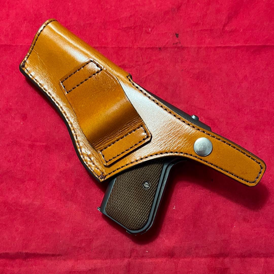 期間限定値下げ 整備済 革製ヒップホルスター オートマチック用 1個