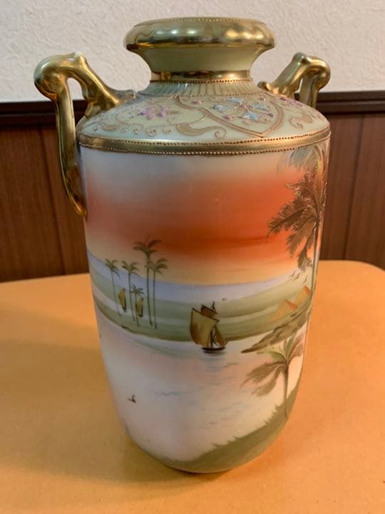 三代目山川巌 造 ☆ 干支 黄地 茶碗 ☆ 鶏とひよこ