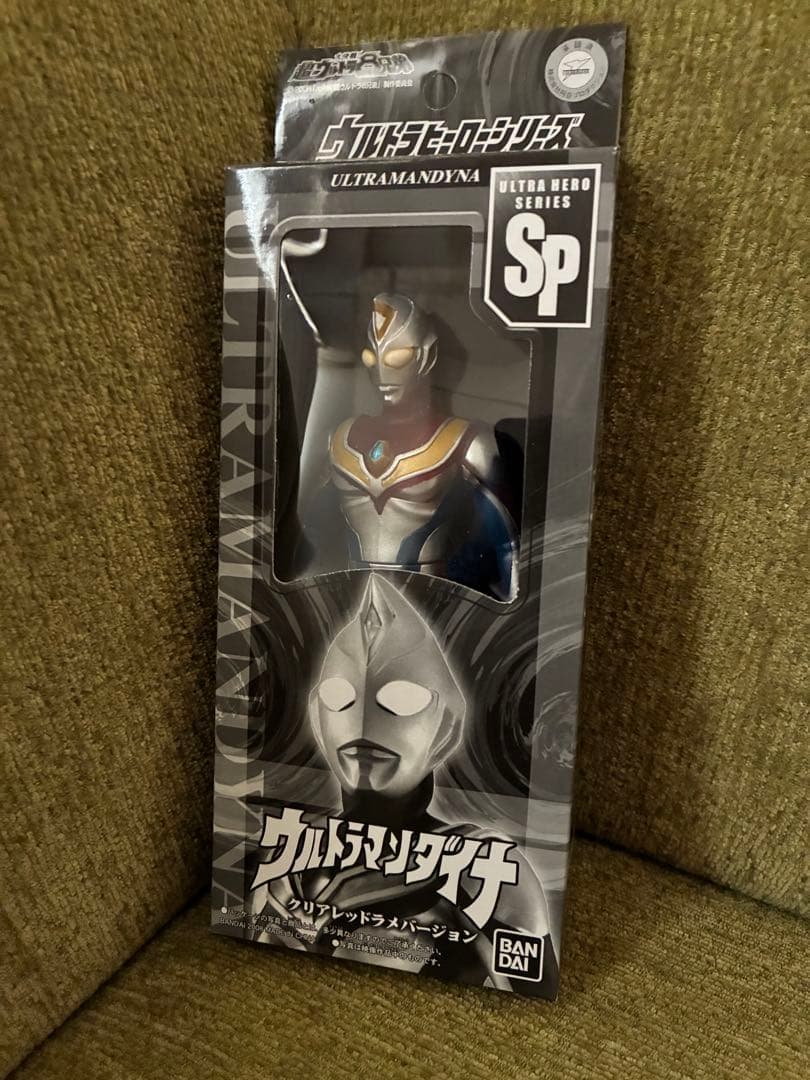 SP ウルトラマンティガ ダイナ ガイア クリアレッドラメ EXゼットン
