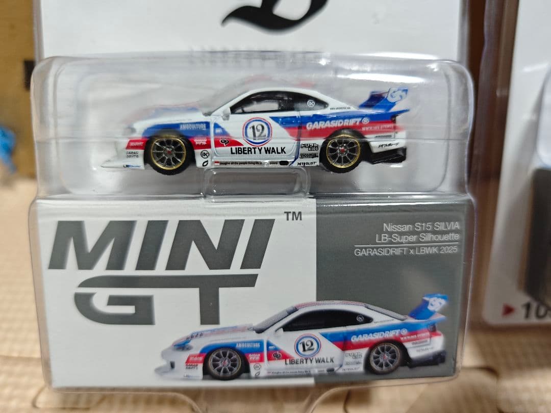 ミニカー MINI GT GARASI DRIFT Lamborghini GRAVITY