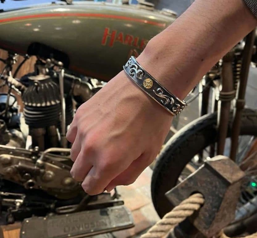 【Eleanor】ファーストアローズバングル