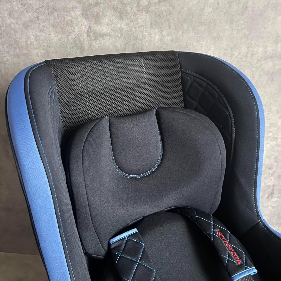 【極美品】 TOYOTA 純正 チャイルドシート NEO G-CHILD ISO