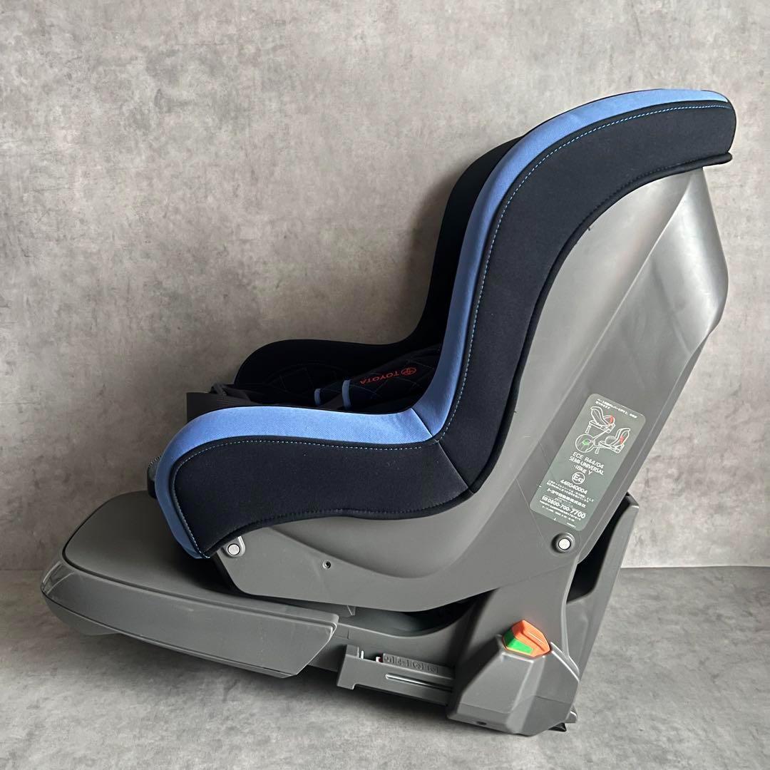 【極美品】 TOYOTA 純正 チャイルドシート NEO G-CHILD ISO