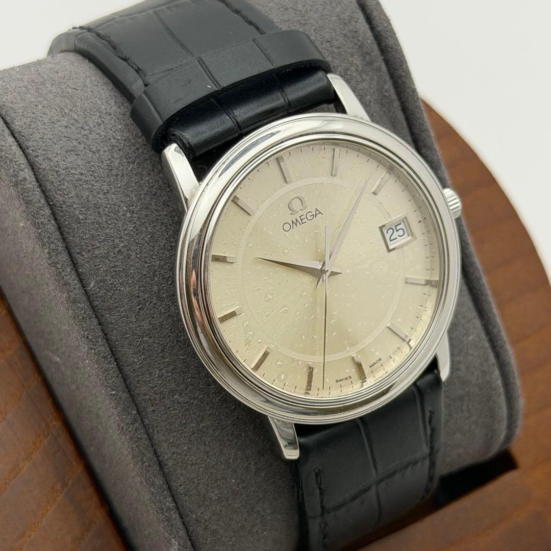 【超希少】オメガ　クォーツ　4810.31 ホワイト　デイト　美品　ベルト新品