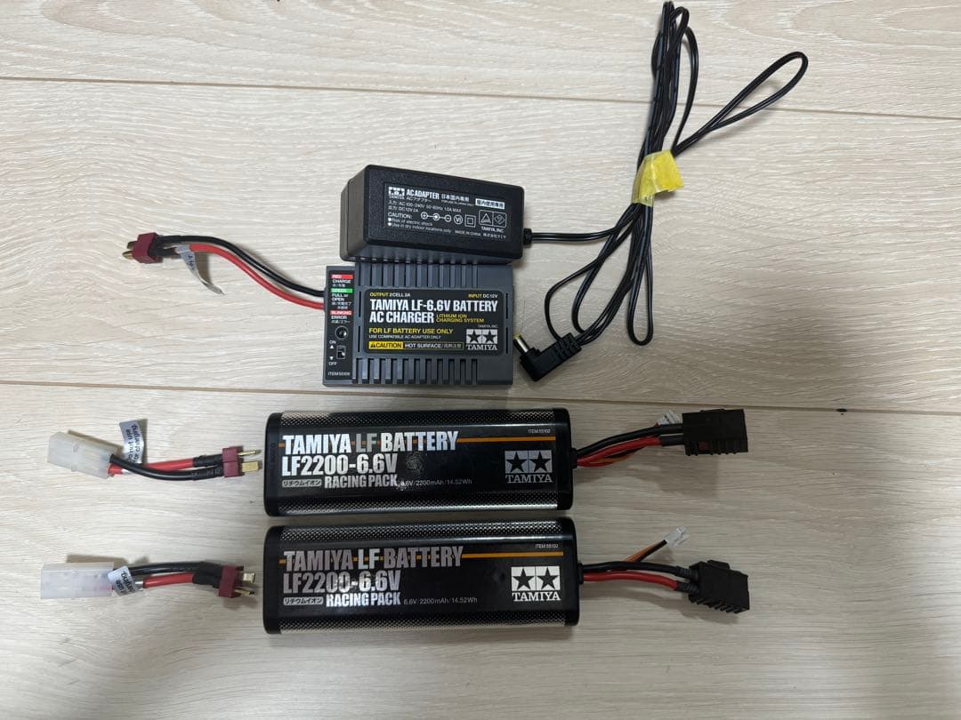 タミヤリフェバッテリー LF2200-6.6V 2本＋タミヤ充電器セット TAMIYA
