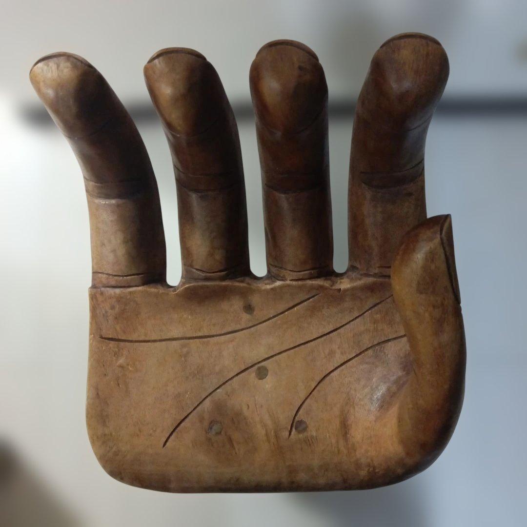 エコメルカリ便限定 仏陀 手チェア 木製椅子 天然木 手彫り バリ