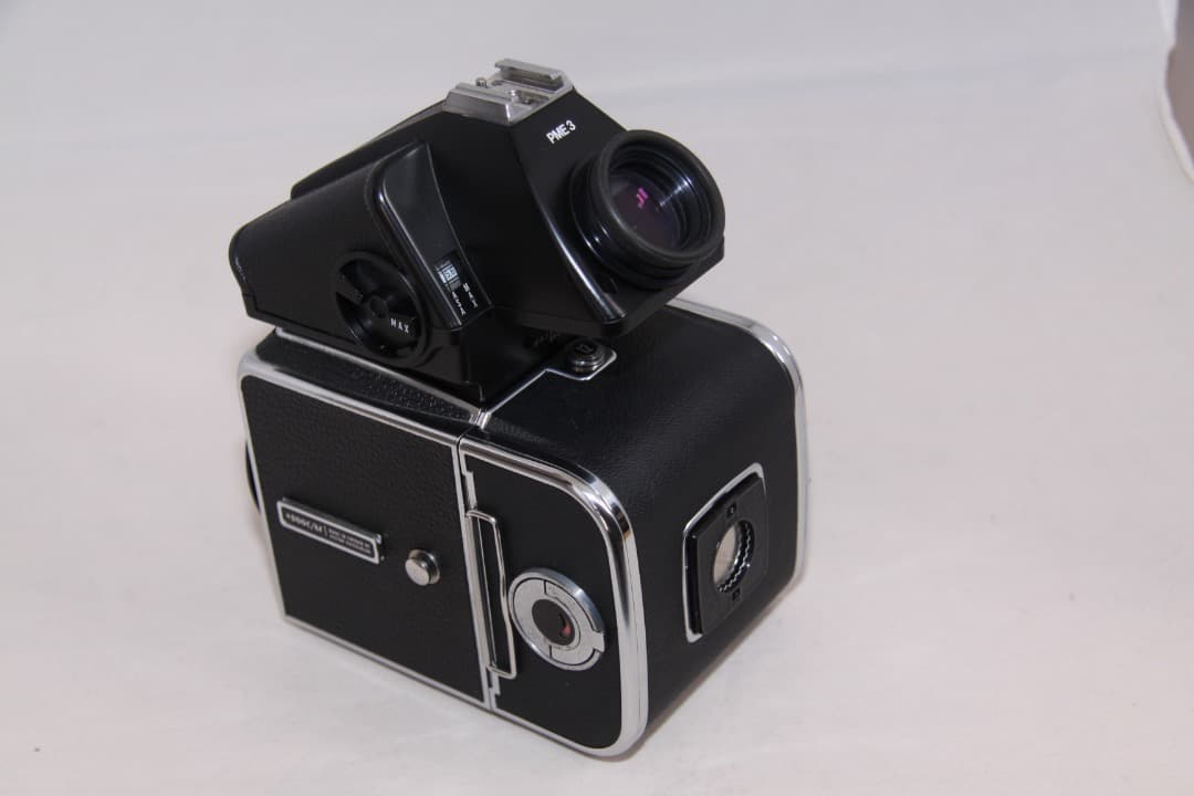 美品 Hasselblad 500C/M PME3装着 - メルカリ