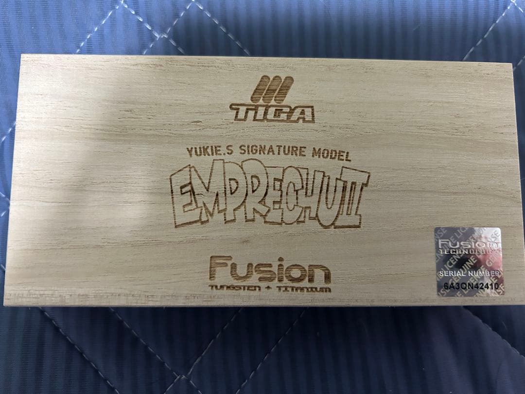 ダーツ　ティガ エンプレチュ2 フュージョン 坂口優希恵モデル