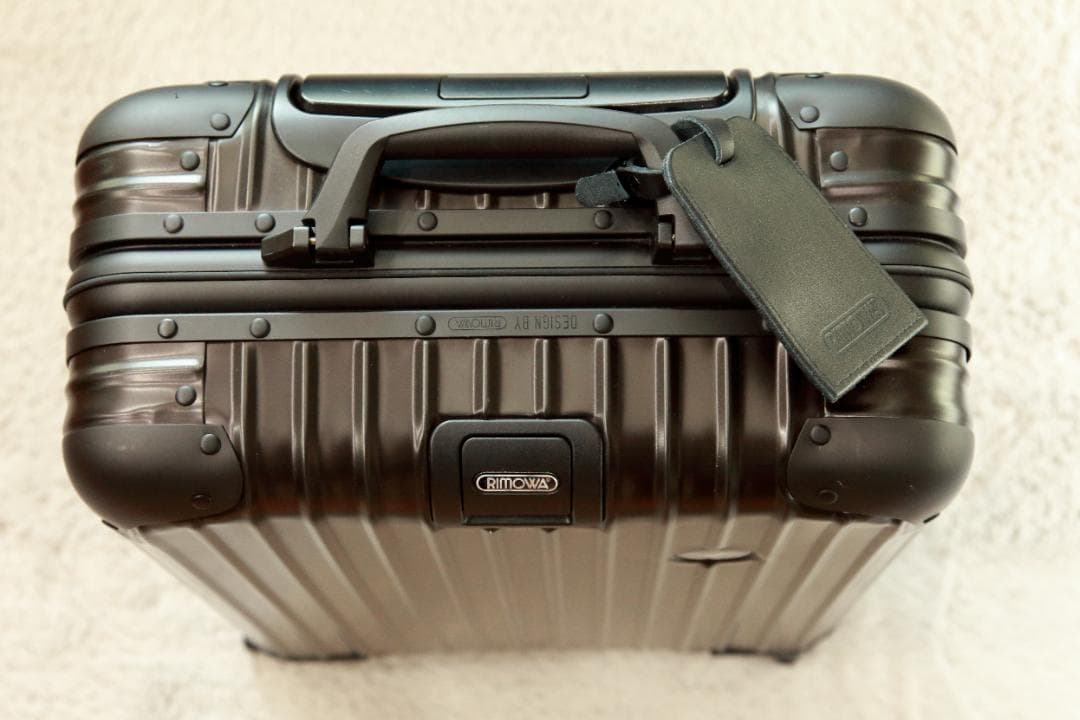 RIMOWA ステルス ルフトハンザ アルミ ブラック 32L 4輪 - メルカリ