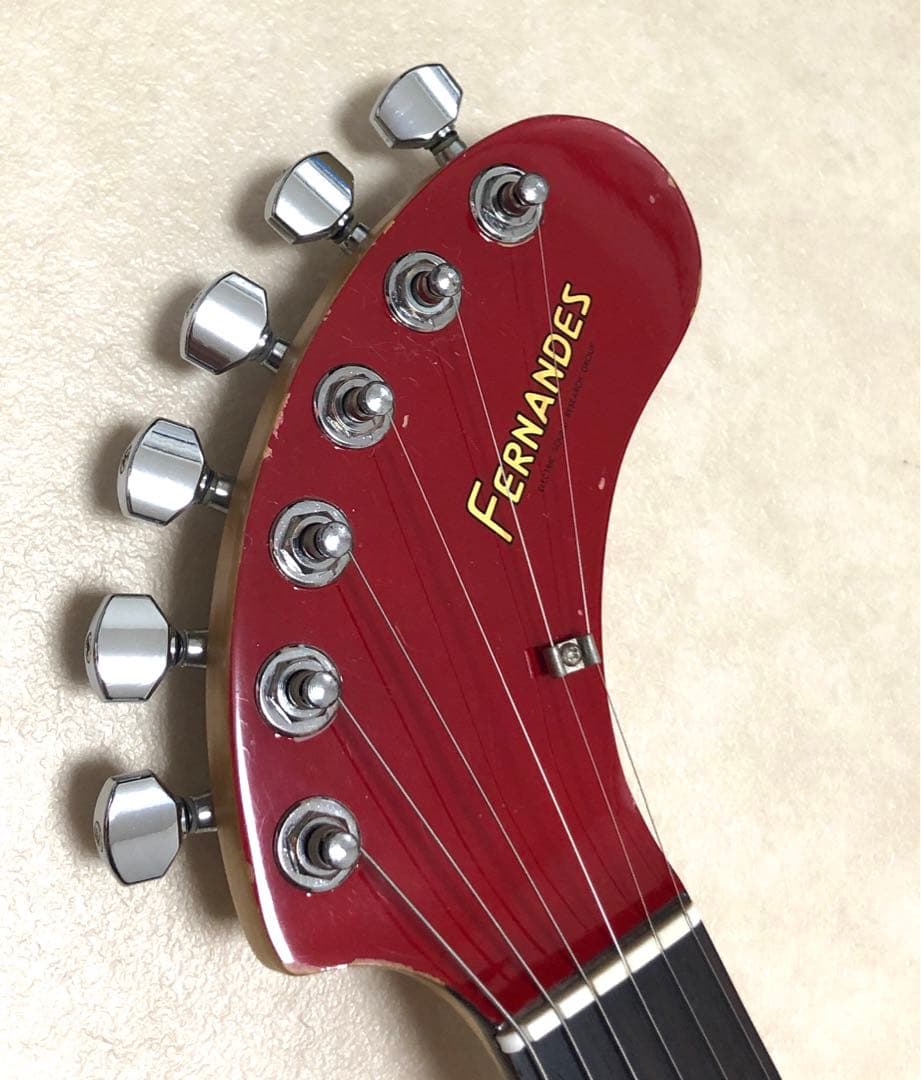 最終値下！【美品】ZO-3 レッド アンプ内蔵ミニギター ヘッドフォン端子付