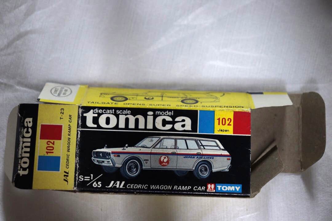 日本製　国産　トミカ　　日本航空　セドリックワゴン　連絡車　102