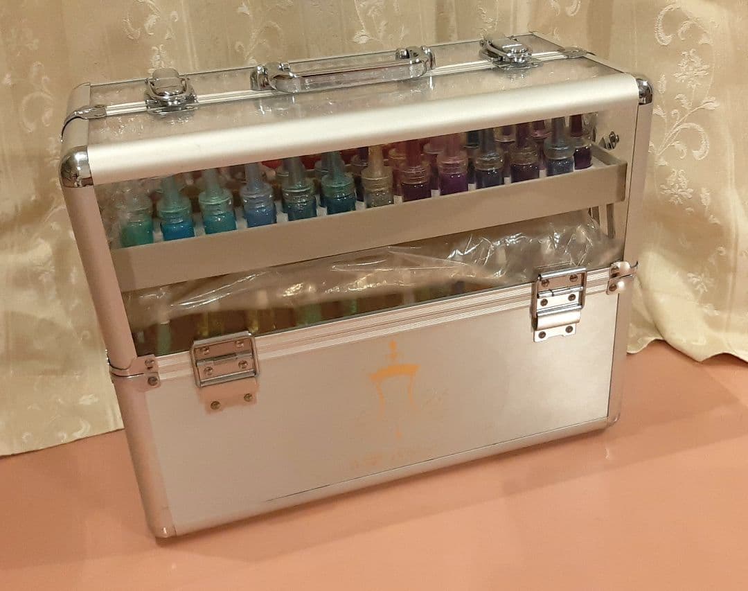 グリッター ラメ 100色 専用ケース付 ボディジュエリー用具付