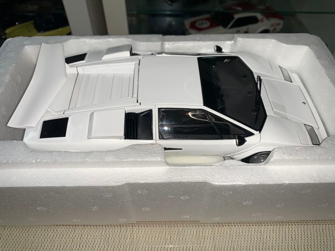 京商 1/18 ランボルギーニ カウンタックLP400S