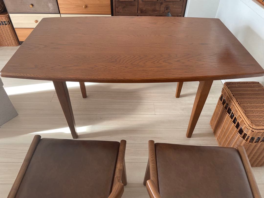 unico WICK ダイニングテーブル