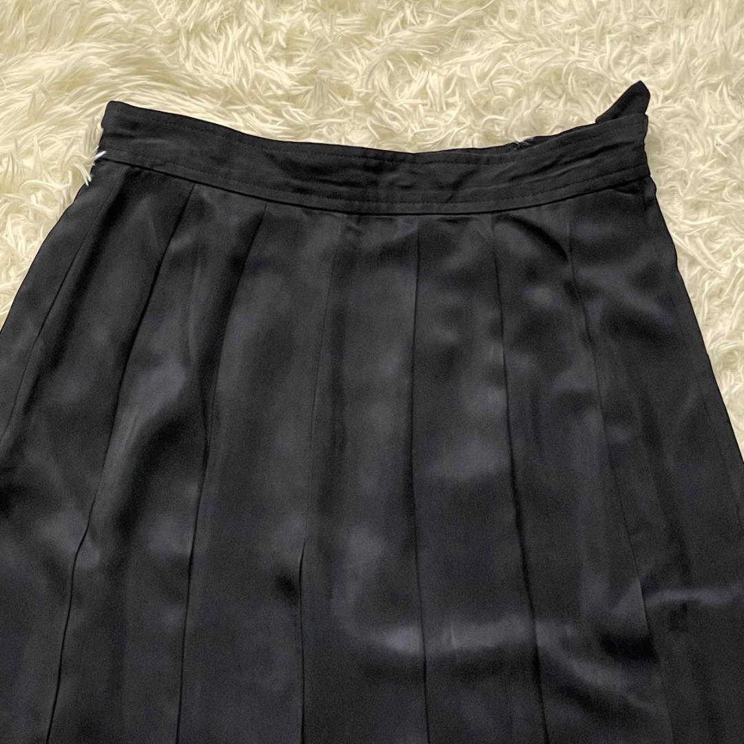 robe de chambre コムデギャルソン プリーツ フレアスカート 黒