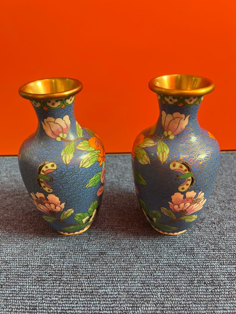 1053  中国　景泰藍　七宝　琺瑯　花瓶　2客　時代物