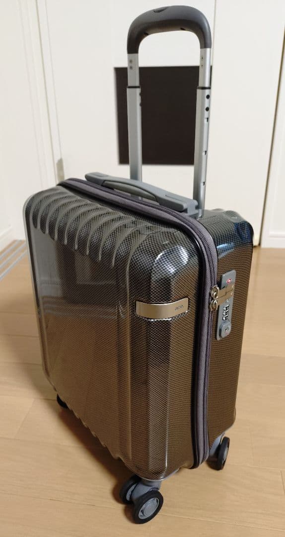 ace キャリーケース スーツケース 機内持込みサイズ ace. スーツケース 機内持ち込み エース キャリーケース コーナー