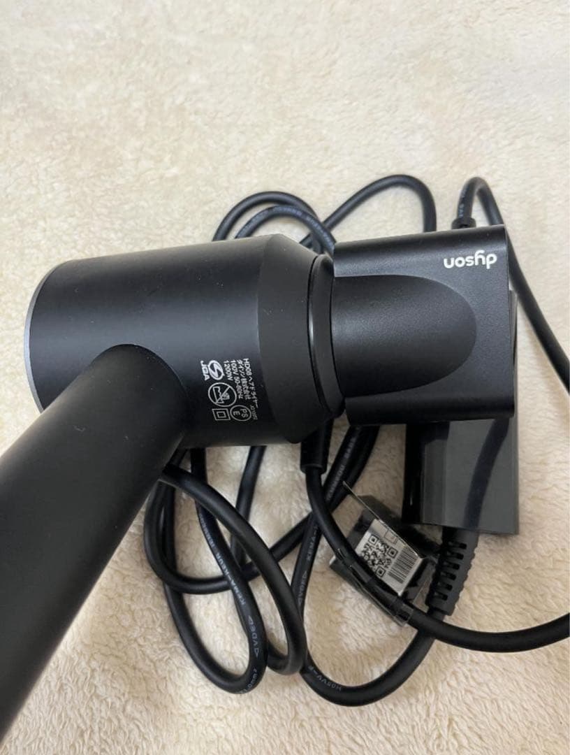 Dyson Supersonic ヘアドライヤー ブラック