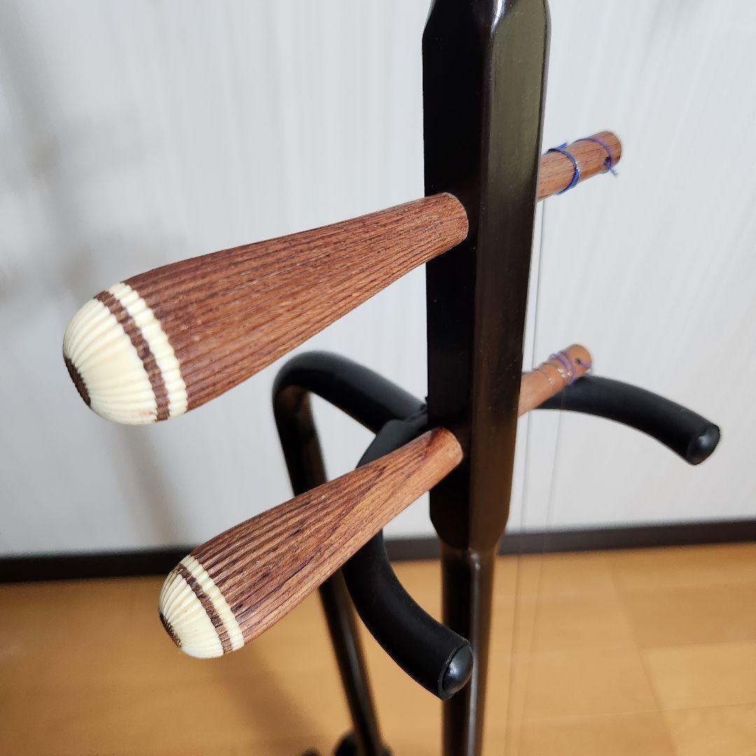 美品 二胡 敦煌牌 DUNHUANG 上海民族楽器 弓付き ケース付き 蛇本革