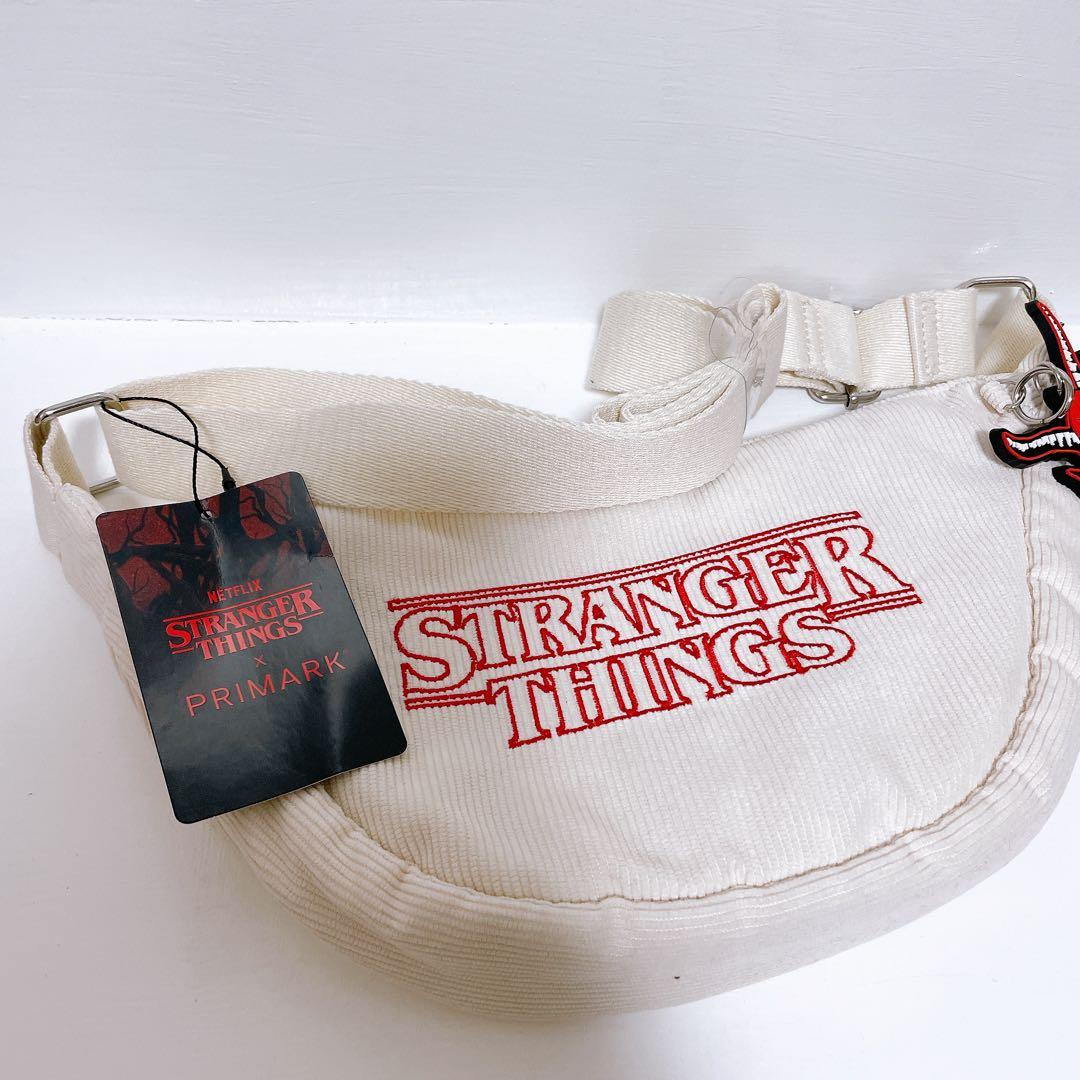 ストレンジャーシングス ヘルファイヤクラブ キーホルダー付き