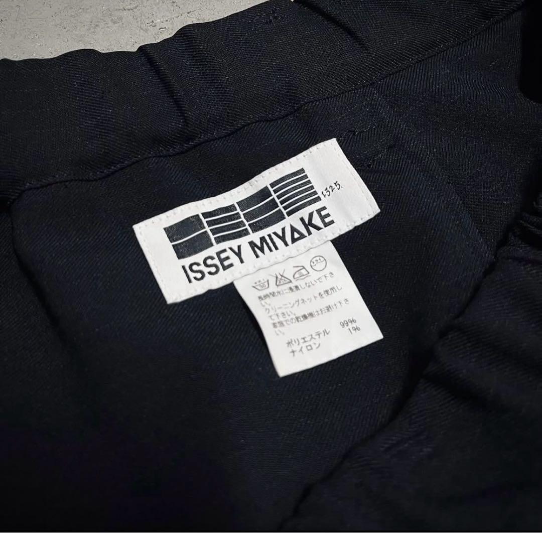 美品】ISSEY MIYAKE 132.5 変形ドレープパンツ 黒 フリー 美品】ISSEY