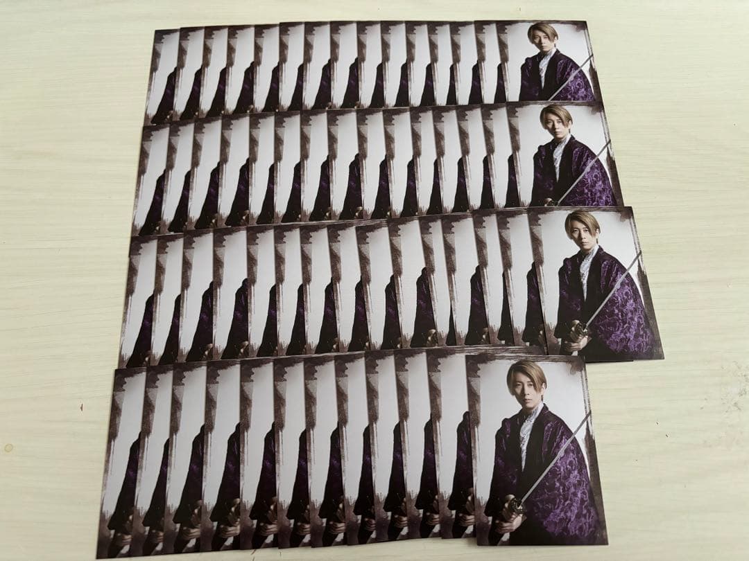 秋山由奈 直筆サイン入りアクリルパネル