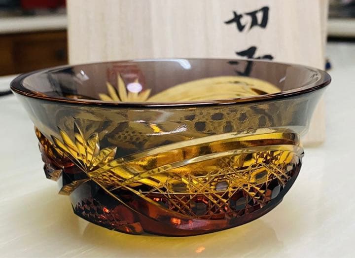 黒木国昭『菓子鉢 綾切子』 - 旭川市のギャラリー・シーズ 現代の名工