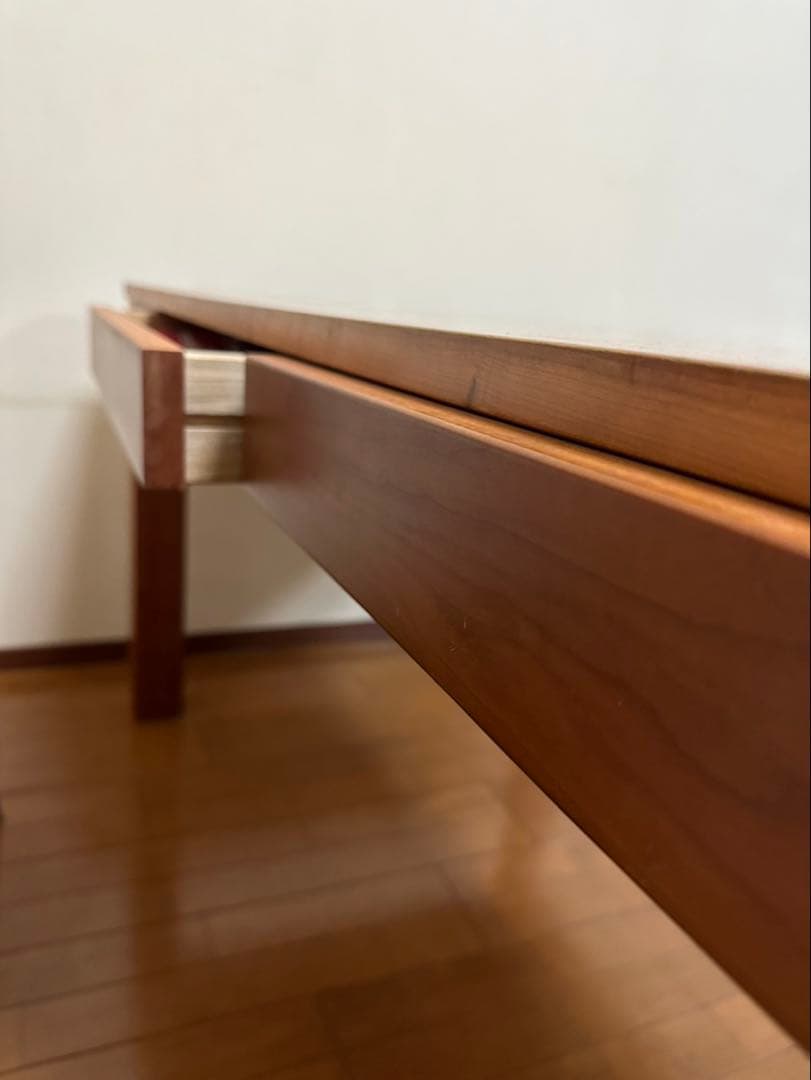 【値下げ】木製ダイニングテーブル