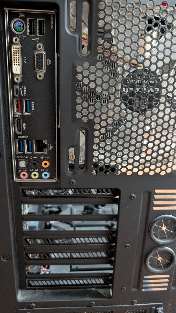 NZXT アクリルウィンドウ付きPCケース H440ジャンク