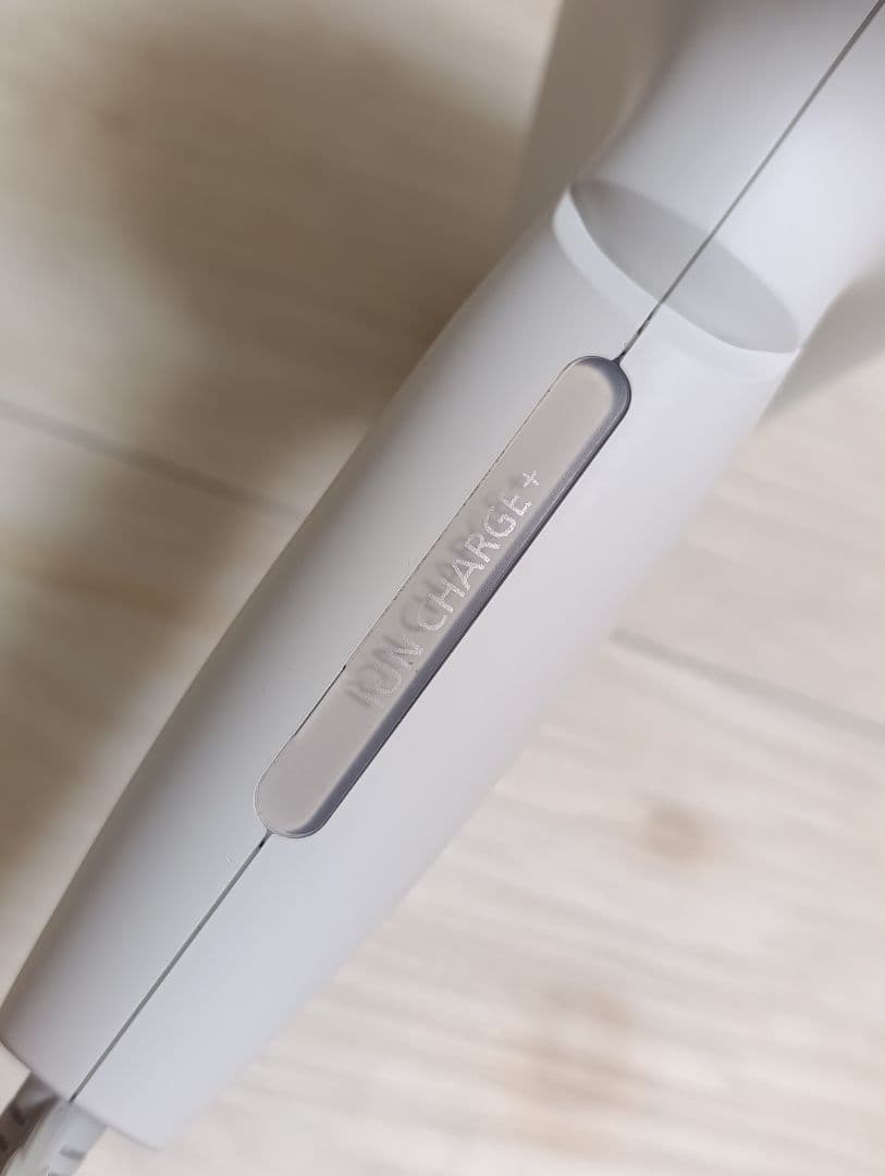 パナソニック ナノケア Panasonic EH-NA0G 21年製 WH 01