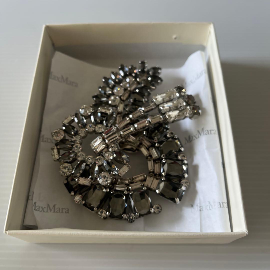 MAXMARA マックスマーラブローチ バス] クリスタル ブローチ, mustard