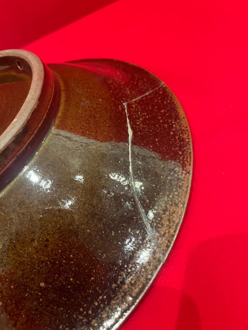 尾崎オマージュ【やちむん 宮城須美子氏 魚紋文様 深皿　ヒビあり】