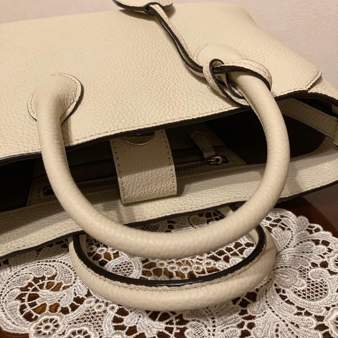 BONAVENTURA 22 ミア レザー トートバッグ アイボリー