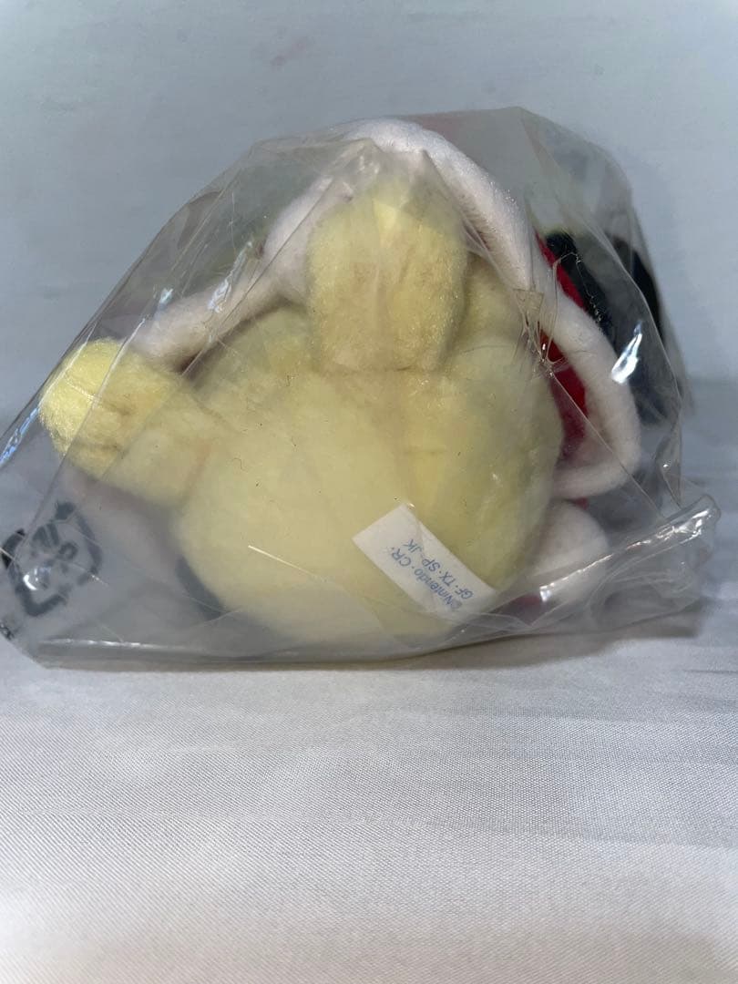 TOMY ポケモンクリスマス　ぬいぐるみ 2001 サンタ　ピチュー
