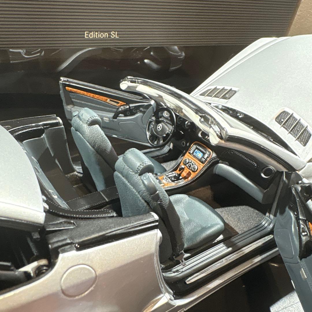 ディーラー特注 1/18 メルセデス・ベンツ SL