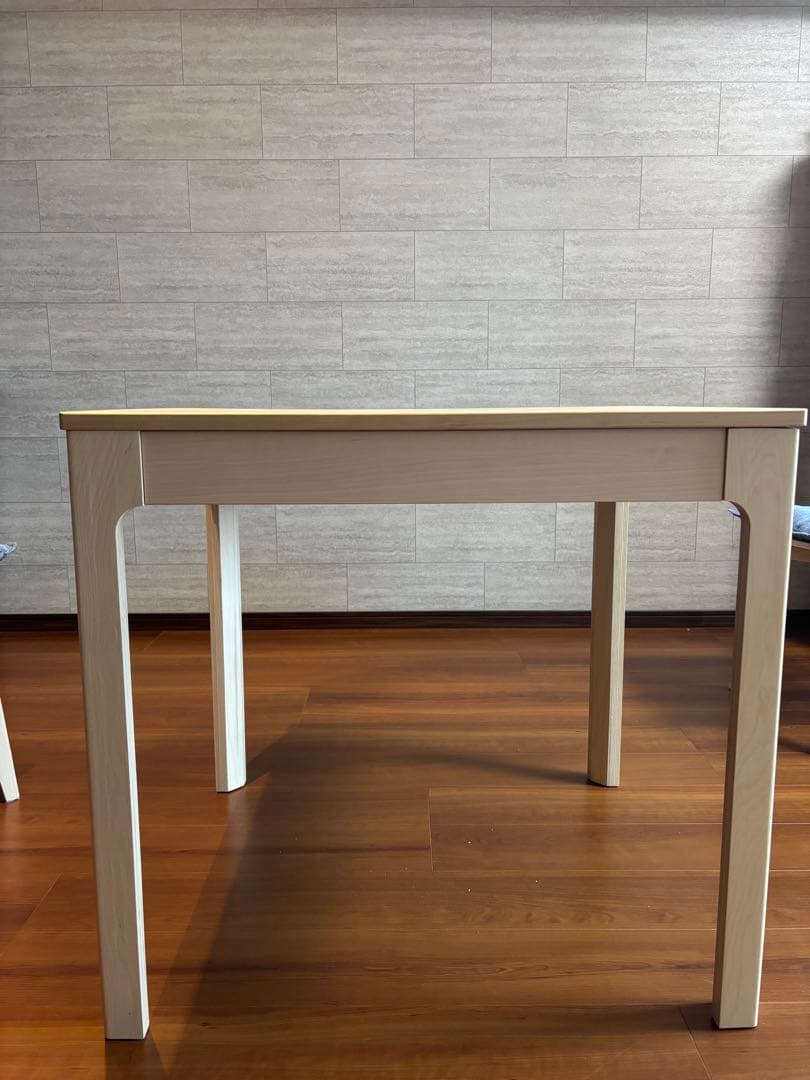 EKEDALEN エーケダーレン 伸長式テーブル