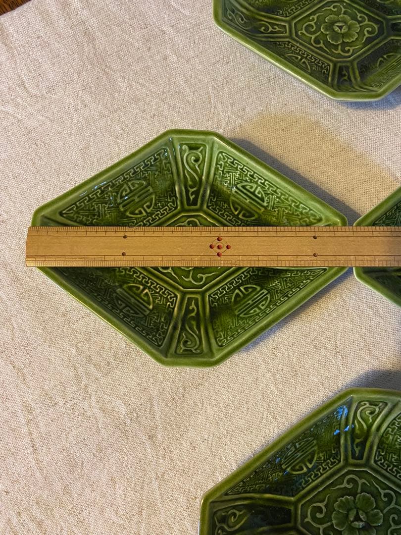 菱形皿　陽刻　4枚　珉平焼？三田焼？